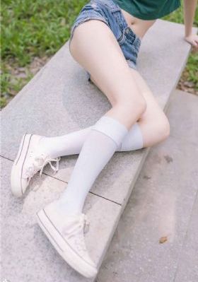 成人免费精品视频六月_HD全集在线观看