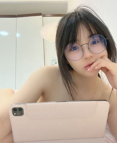 亚洲另类少妇17p_BD版国语迅雷下载