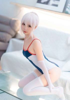 天天爽天天爽天天av_720电影完整版在线观看